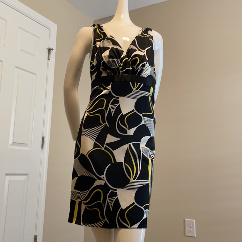 MBN Deep V-Neck Empire Waist Flat Front A-line Silk Satin Dress Playful Print M